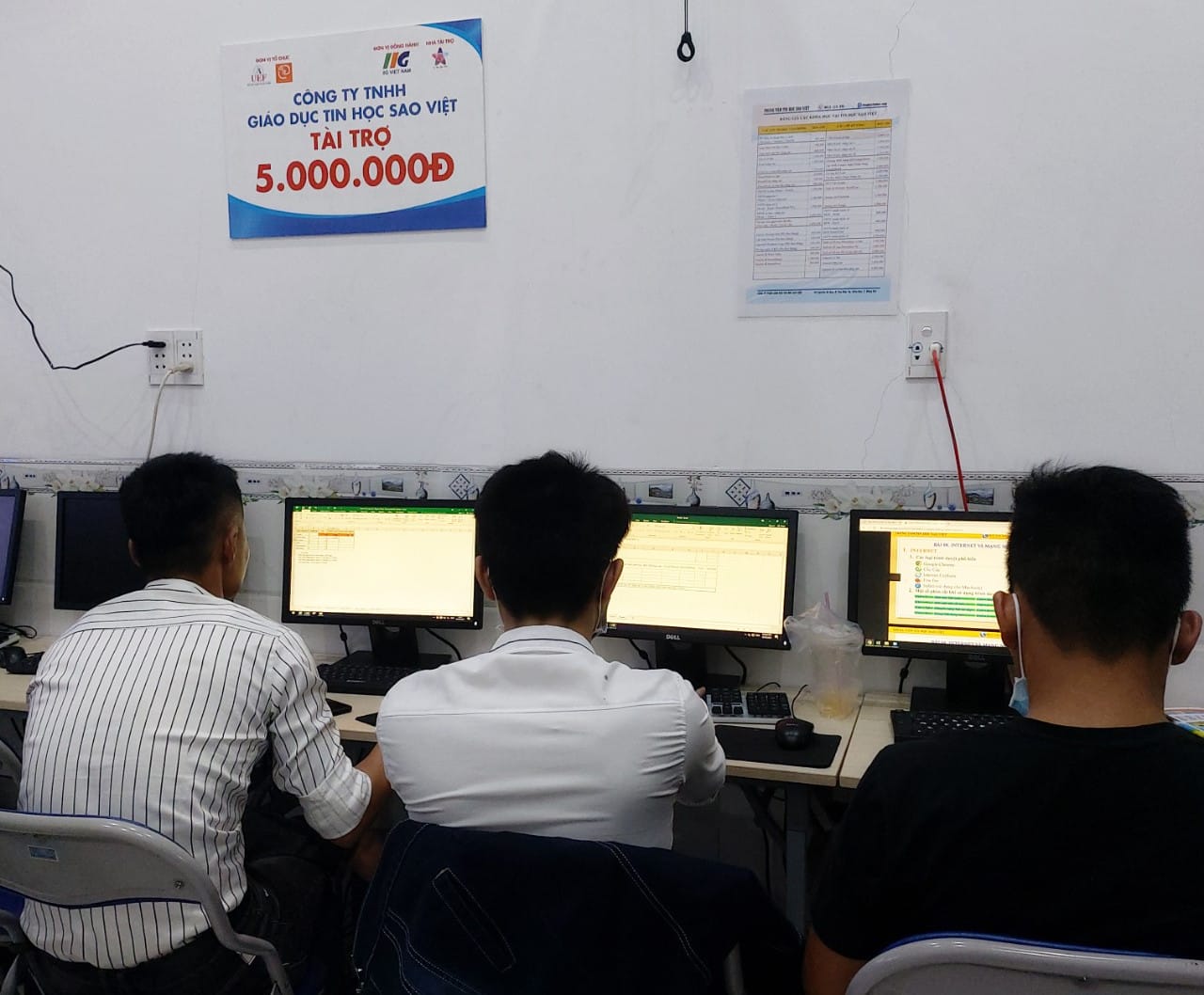 học vi tính tại Bình Dương