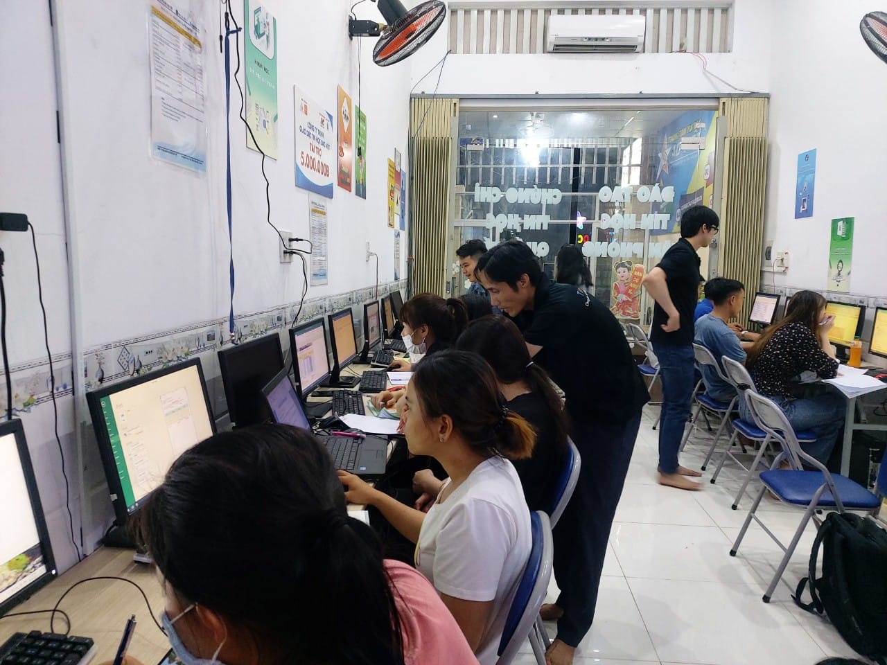 khóa học tin học cơ bản tại Nhà Bè