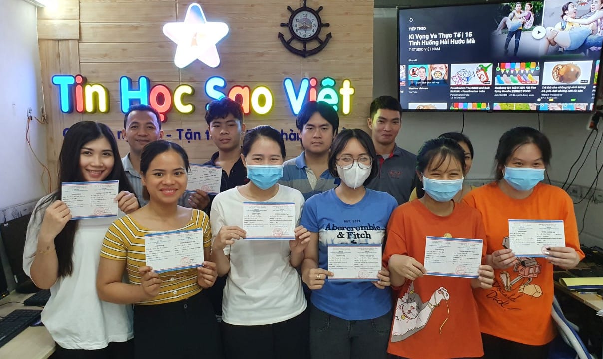 chứng chỉ tin học văn phòng Sao Việt