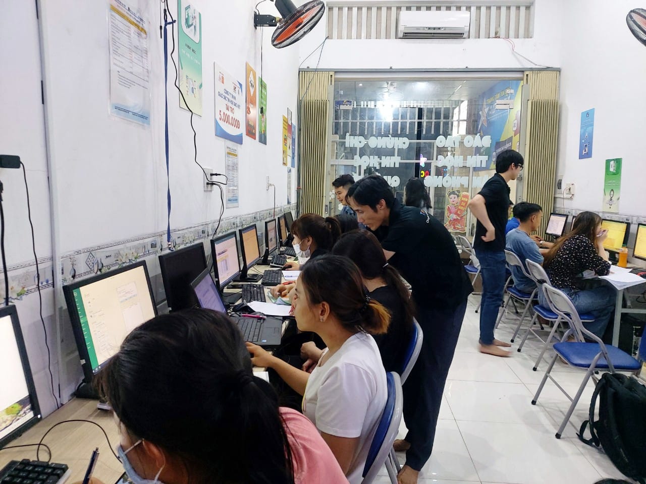 học vi tính cấp tốc cho người đi làm ở Nhơn Trạch