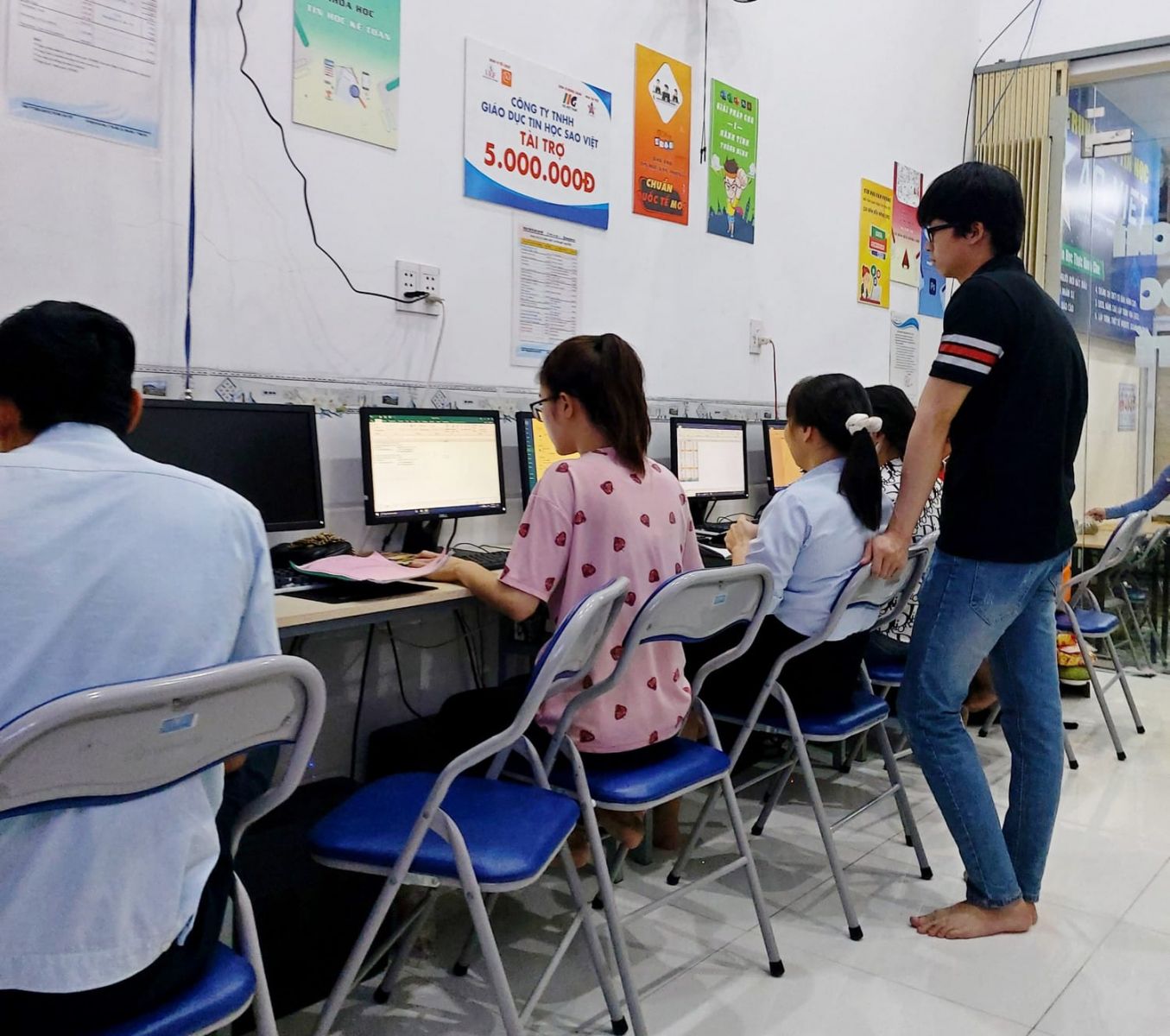 học vi tính văn phòng ở Thủ Dầu Một, Bình Dương