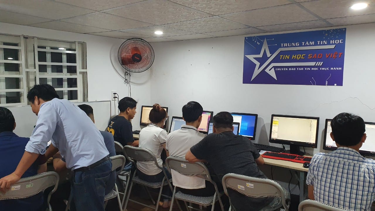 trung tâm dạy tin học ở Dĩ An Bình Dương