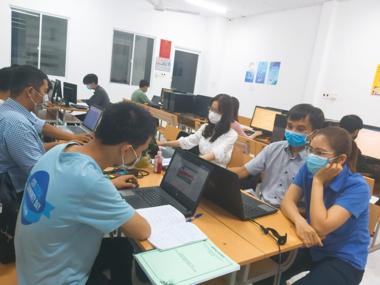 học tin học văn phòng Quận 6