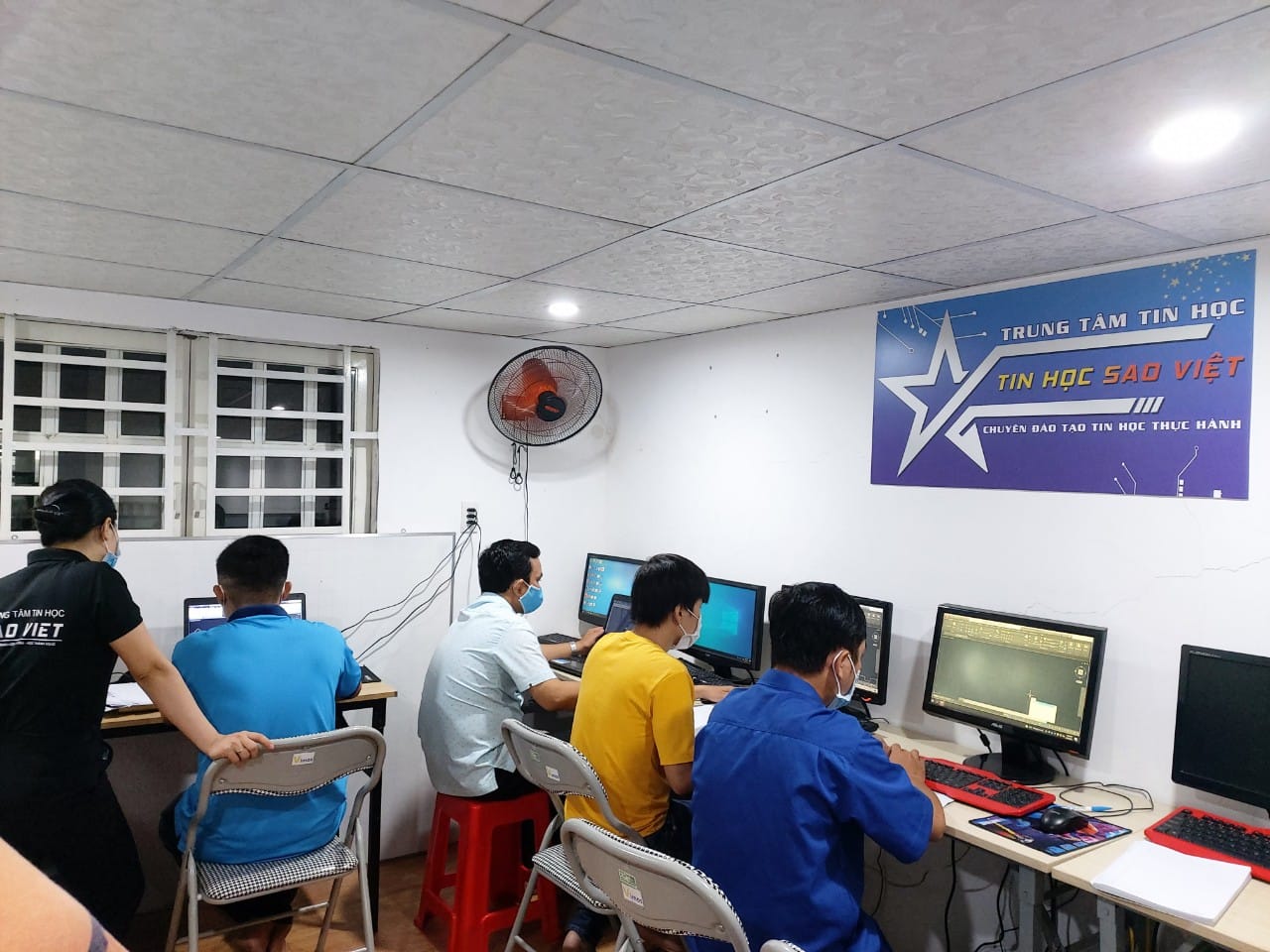 học vi tính Quận Đống Đa, Hà Nội