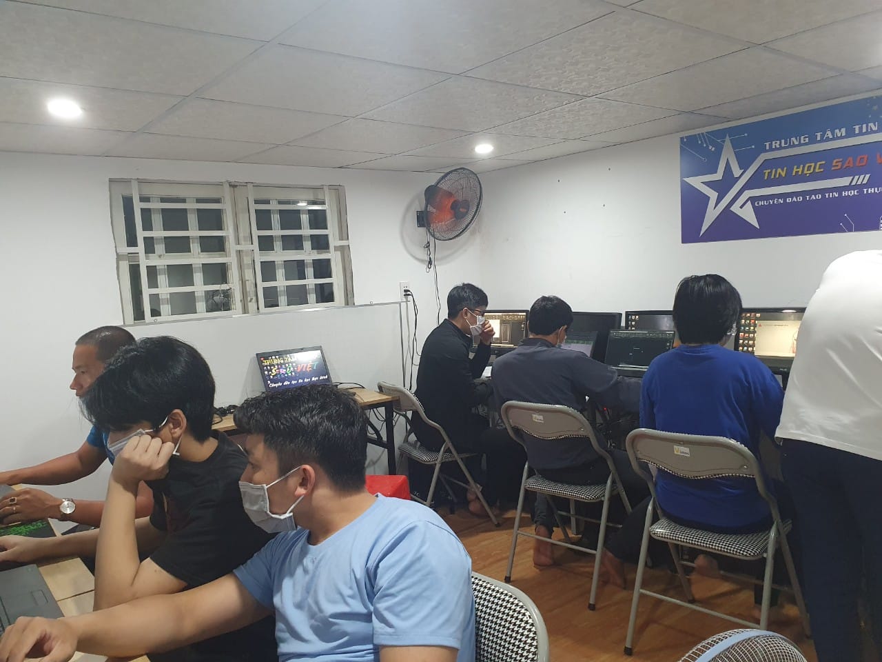 trung tâm tin học ở Hải Phòng