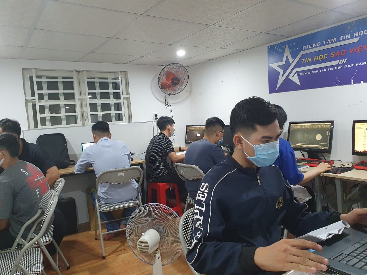 trung tâm vi tính ở Hải Phòng