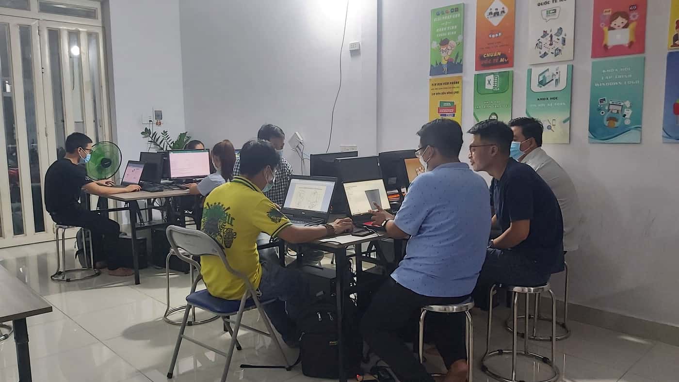 thiết kế với canva
