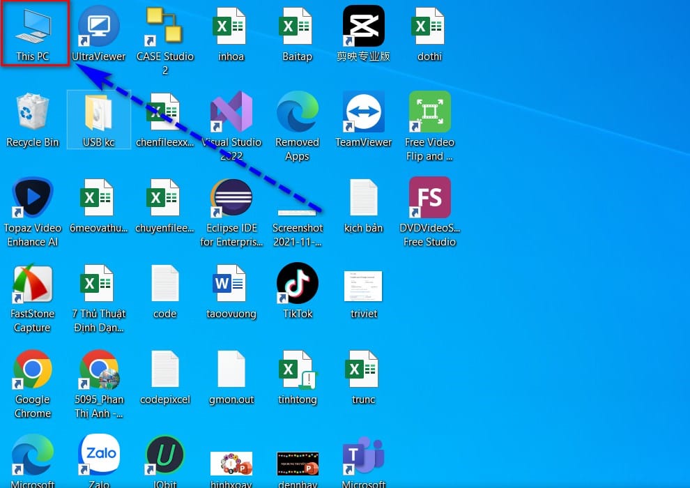 click vào this PC