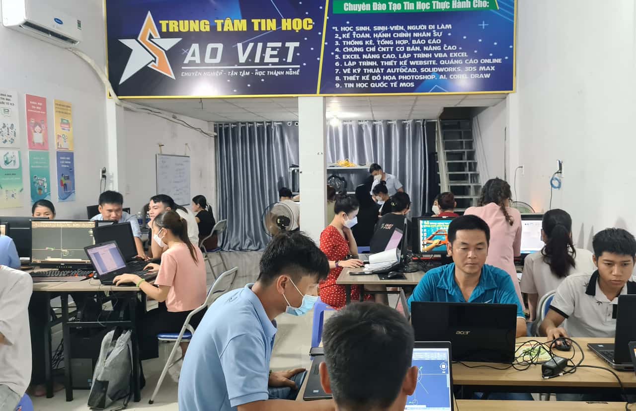 trung tâm tin học ở Bình Dương