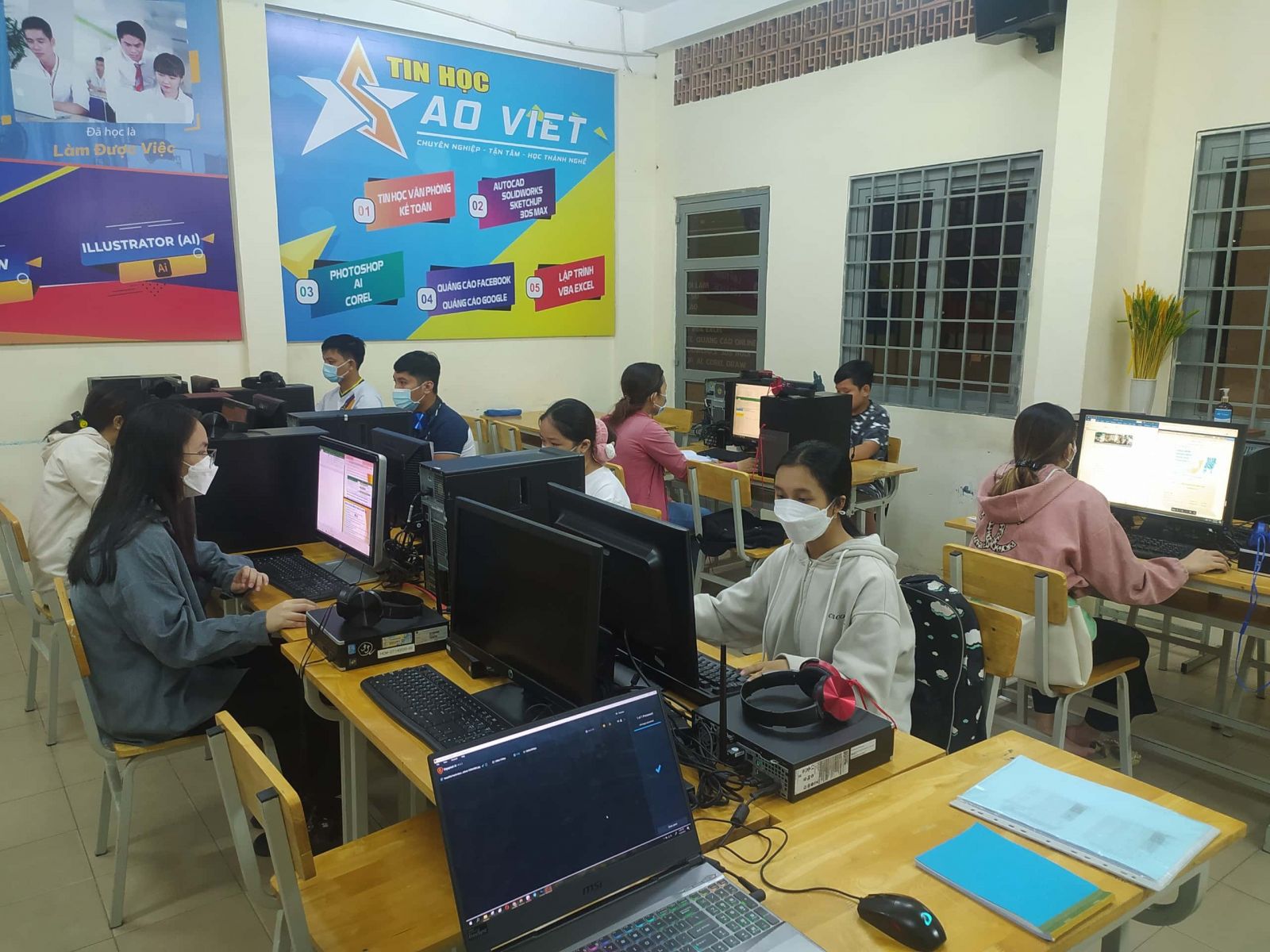 Thi chứng chỉ tin học ứng dụng công nghệ thông tin