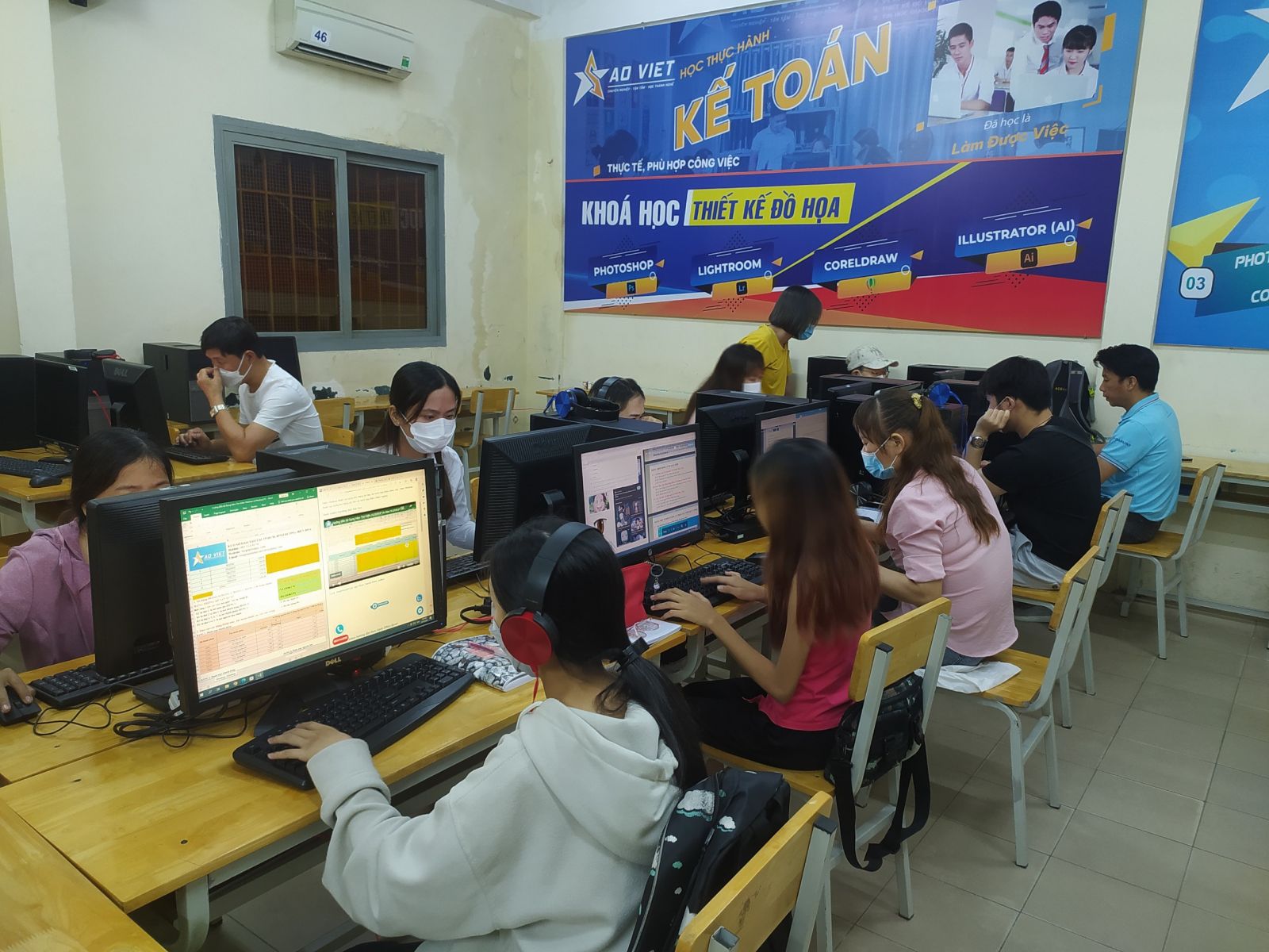 hình ảnh trung tâm đào tạo