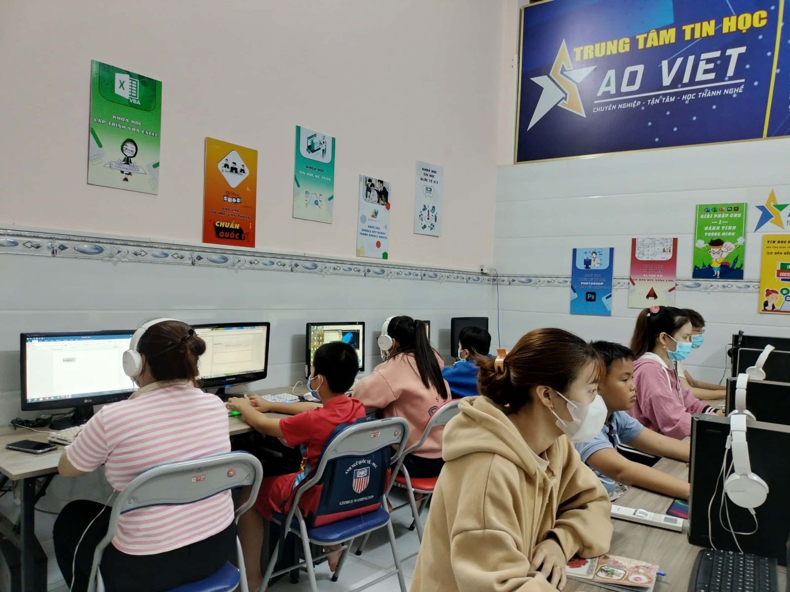 Học vi tính văn phòng ở quận Hoàng Mai