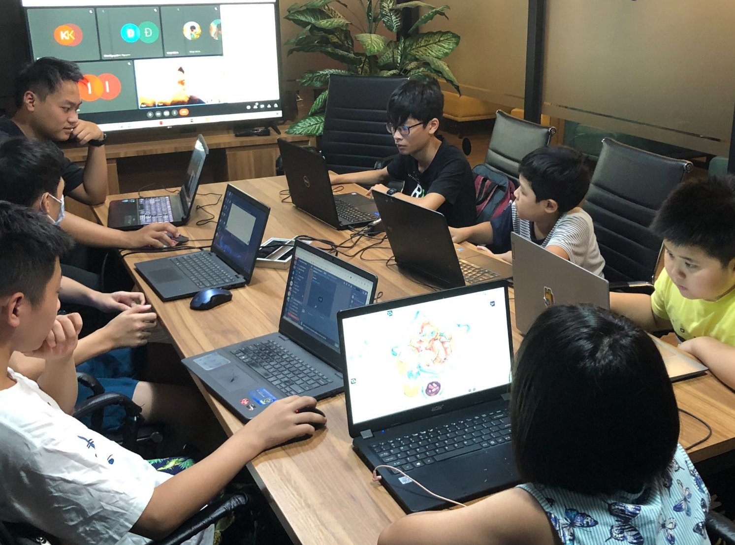 hình ảnh lập trình cho trẻ em quận 7
