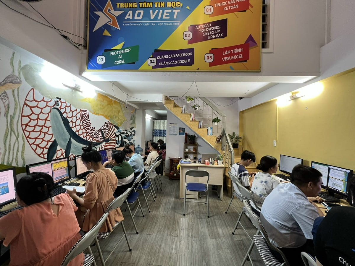 Khoá học tin học văn phòng tại hai bà trưng