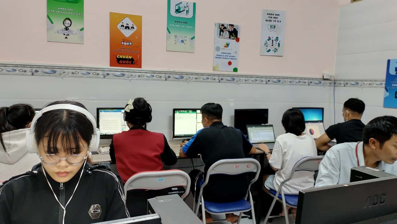 trung tâm tin học ở Hà Nội