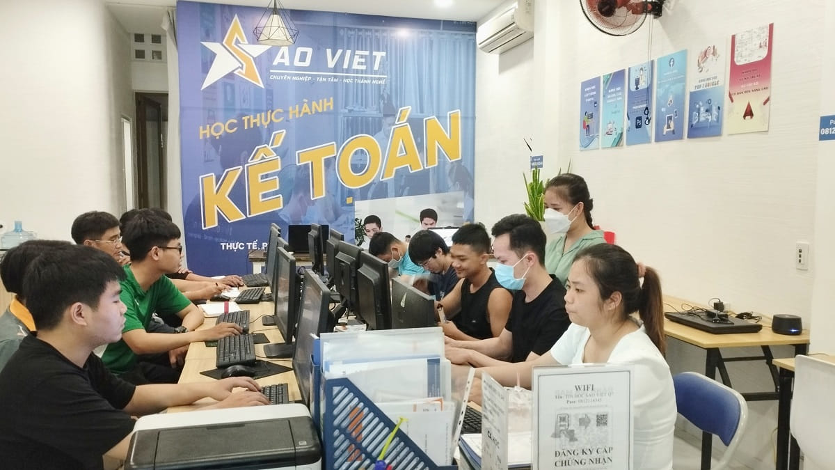 Trung tâm tin học tại Hoàn Kiếm