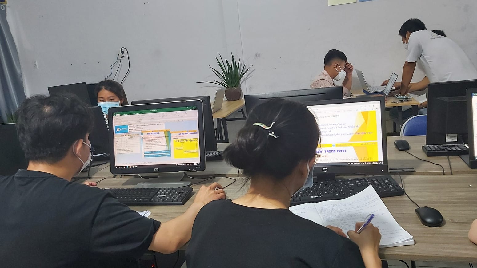 học vi tính tại tphcm