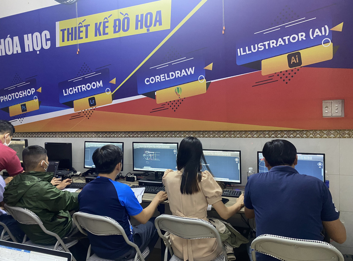 khóa học đồ họa quận 9