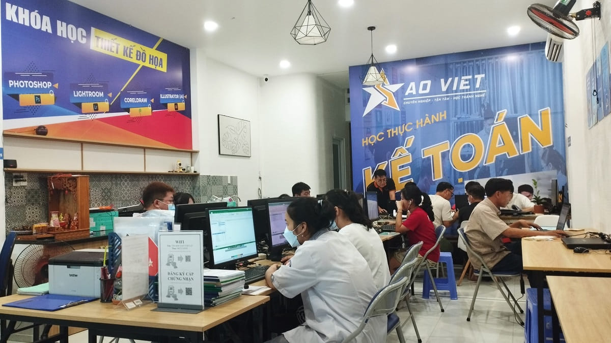 Trung tâm đào tạo tin học ở Tây Hồ