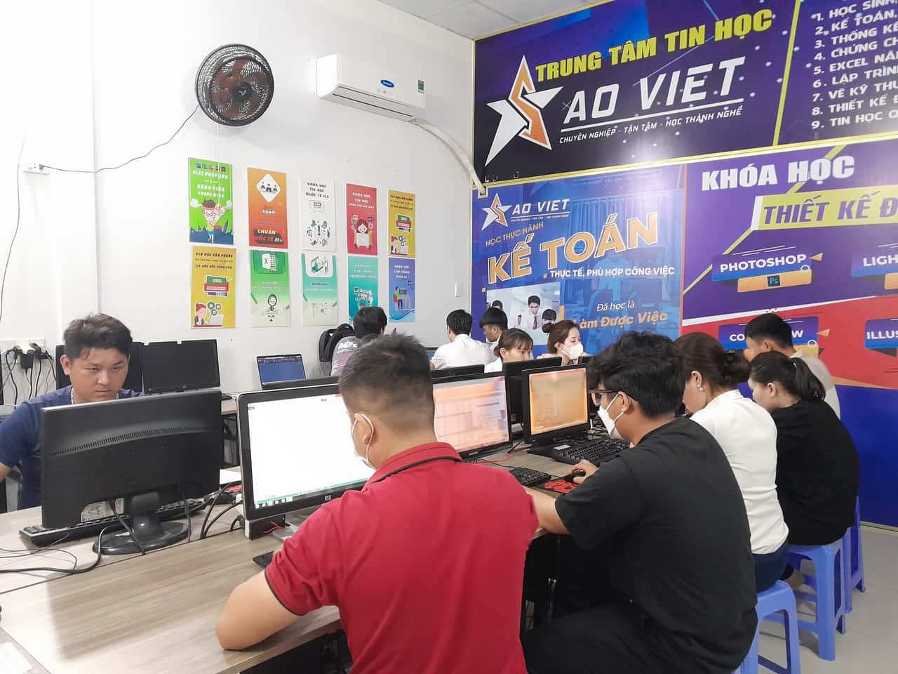 học vi tính văn phòng bao nhiêu tiền