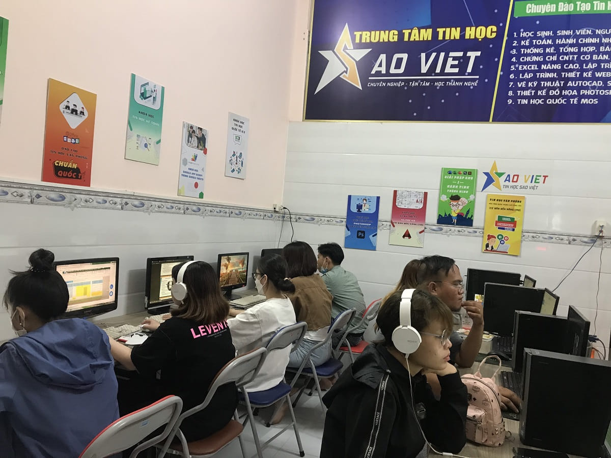 Dạy thiết kế đồ hoạ ngắn hạn tại Hà Đông