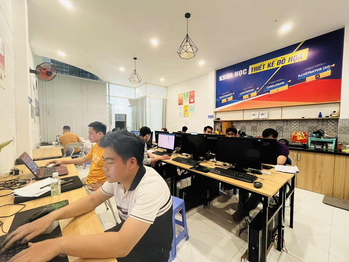 Dạy thiết kế đồ hoạ tại Hà Đông Hà Nội