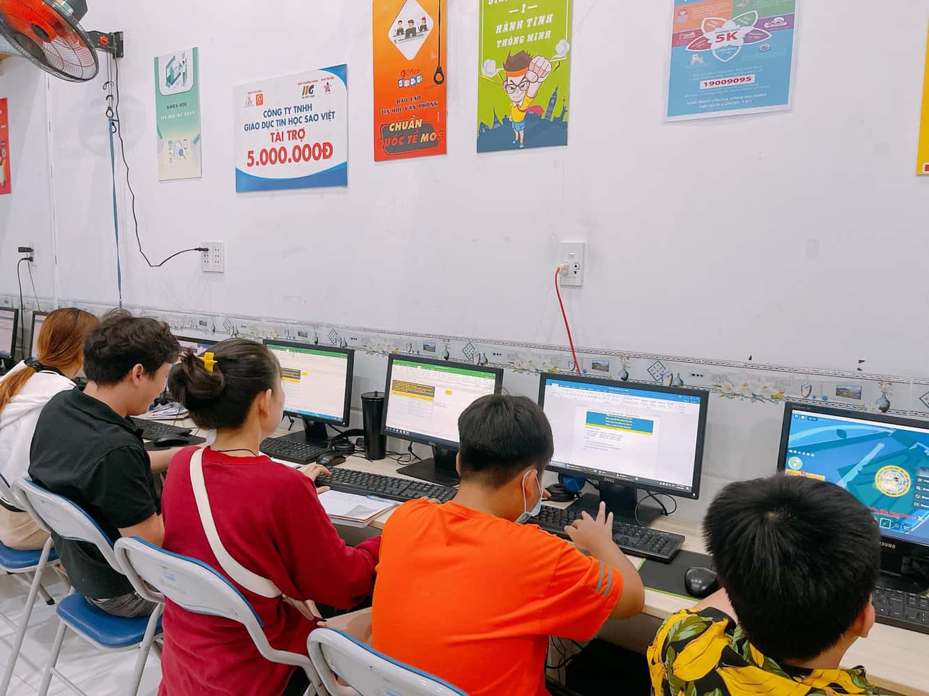 lớp học lập trình cho trẻ em