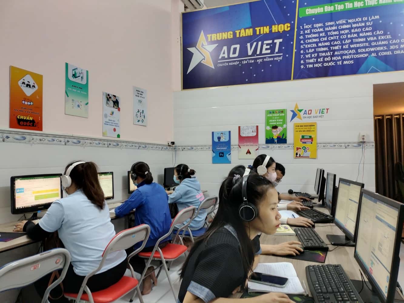 trung tâm tin học văn phòng tại Hà Nội