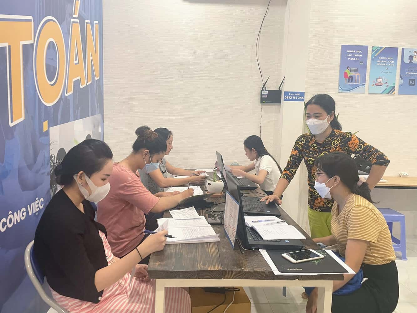 Khóa luyện thi MOS tại TP. Hồ Chí Minh