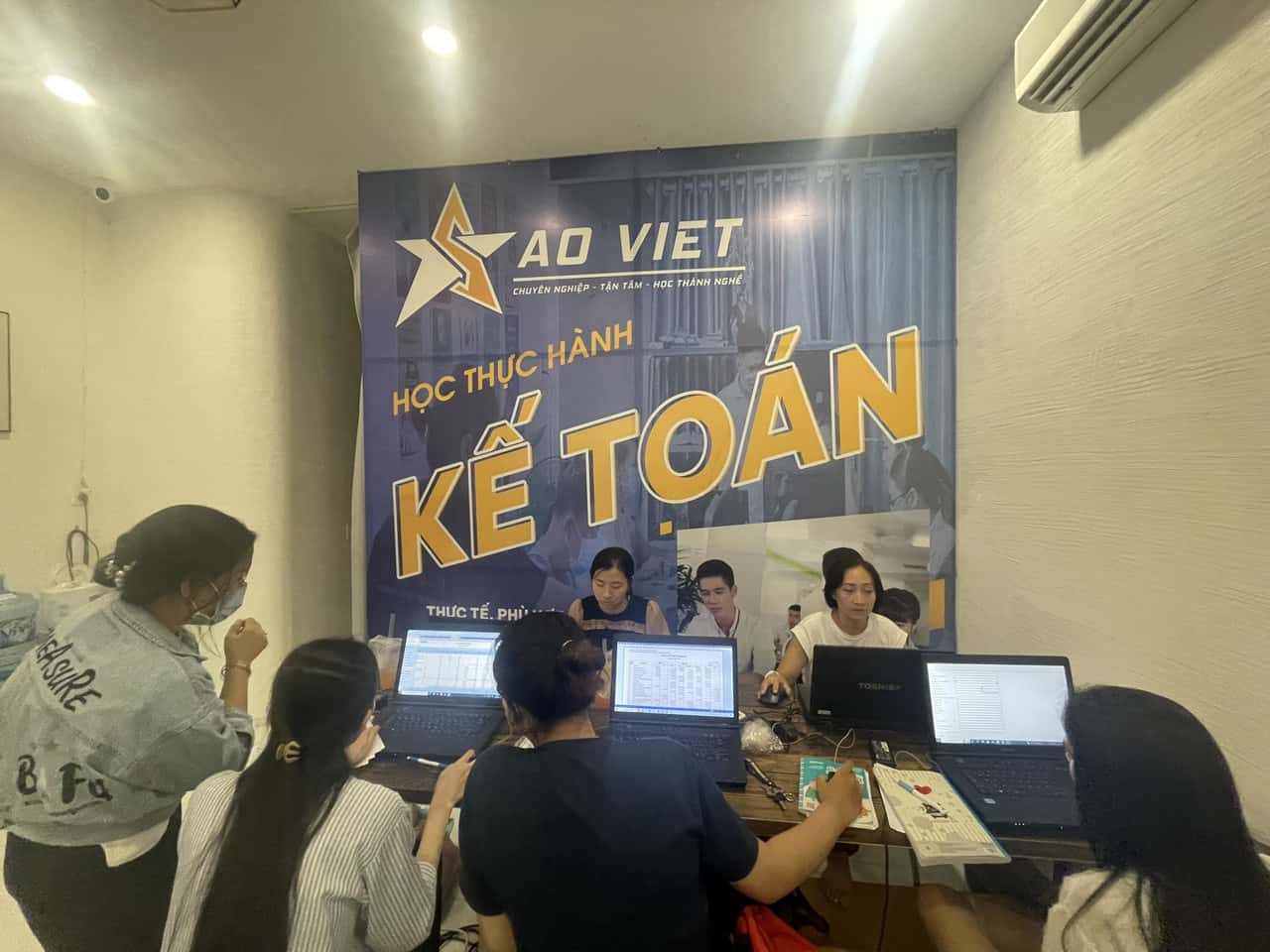 Khóa học tin học văn phòng