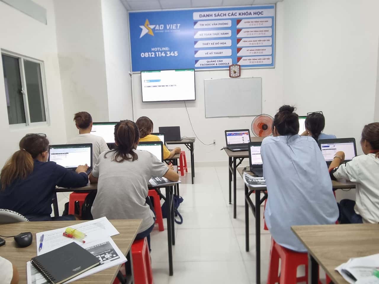 khóa học excel tại quận 8