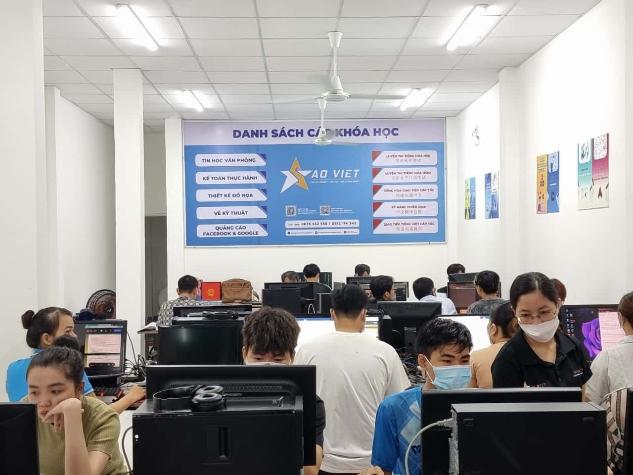 Trung tâm tin học ở Bình Dương