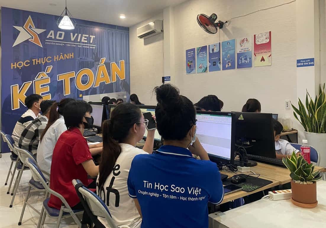 đào tạo học xuất nhập khẩu quận 6