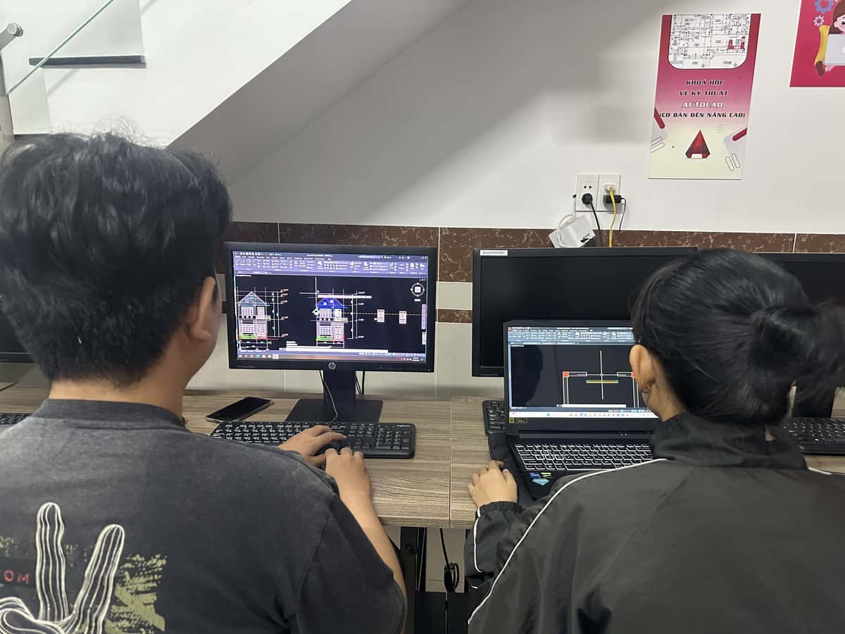 Tuyển dụng giáo viên AutoCAD