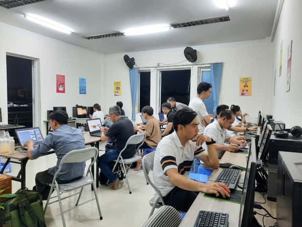 Hình ảnh đào tạo tại Trung Tâm Tin Học Sao Việt