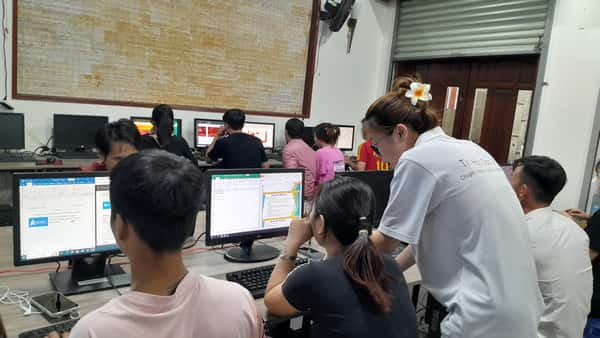 Hình ảnh đào tạo tại Trung Tâm Tin Học Sao Việt