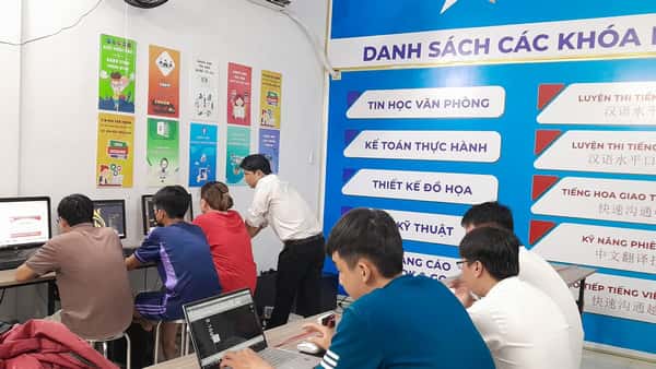 Hình ảnh đào tạo tại Trung Tâm Tin Học Sao Việt