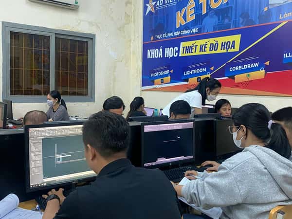 Hình ảnh đào tạo tại Trung Tâm Tin Học Sao Việt