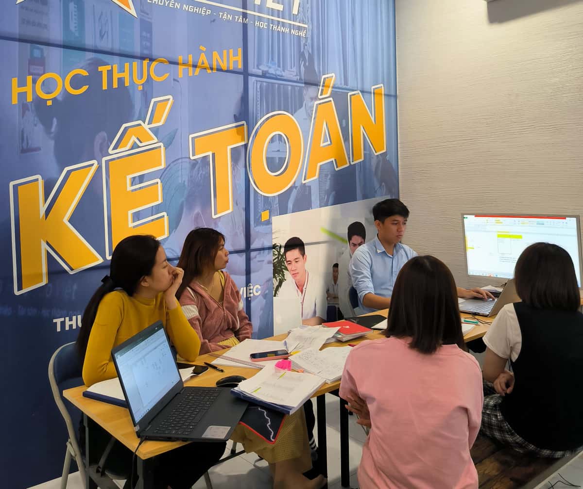 Học kế toán ở Tân Phú