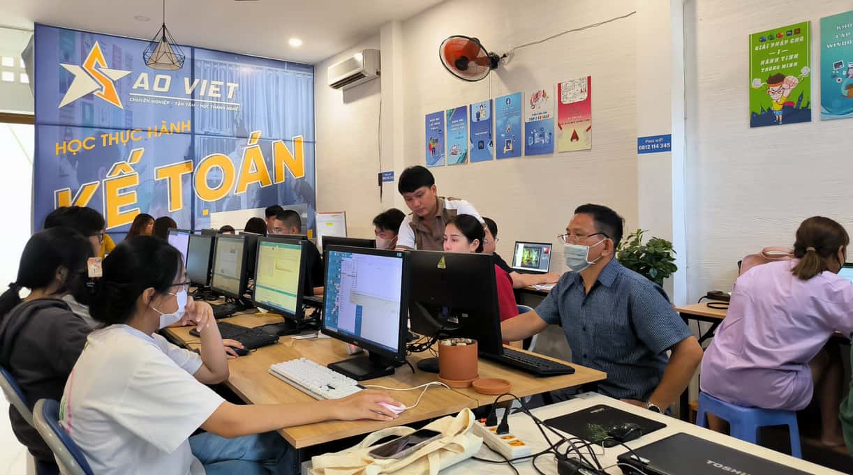 trung tâm kế toán