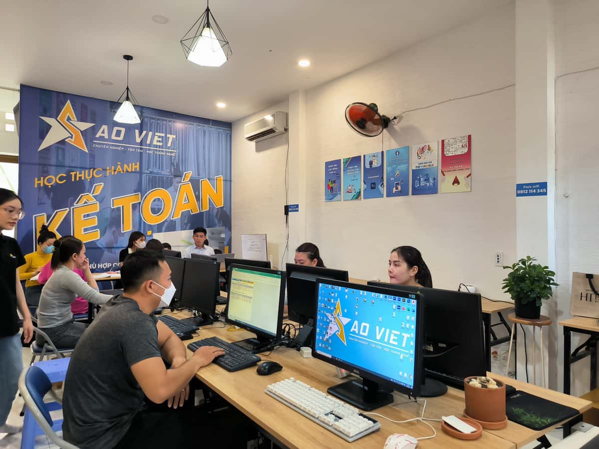 Trung Tâm Đào Tạo Kế Toán Sao Việt