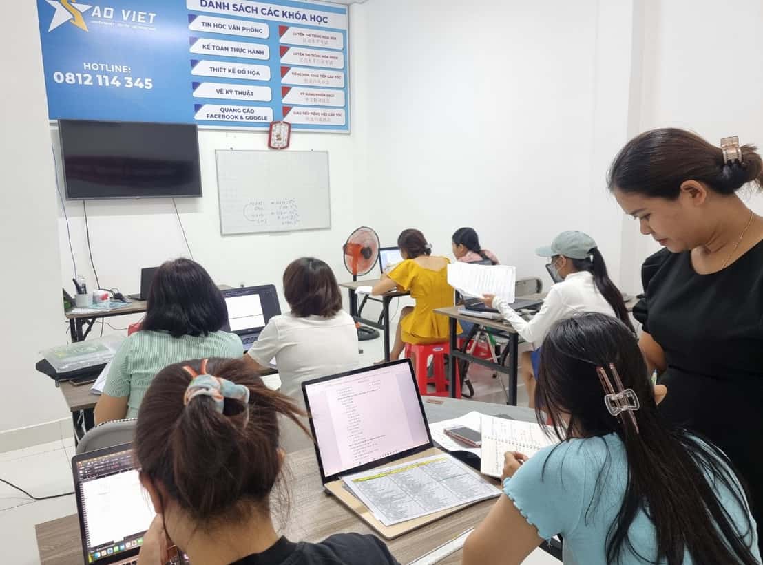 học kế toán hóc môn