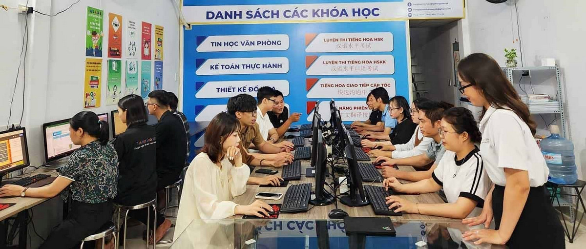 Những Bạn Nào Nên Tham Gia Khóa Học Này