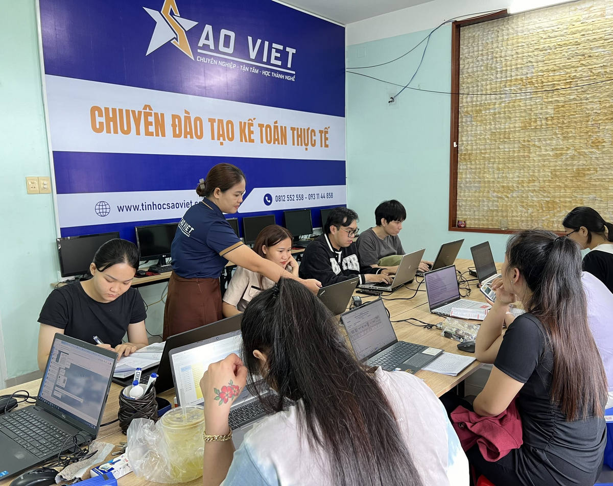 Bạn có thể đăng ký khóa học lập trình VBA Excel tại đâu?