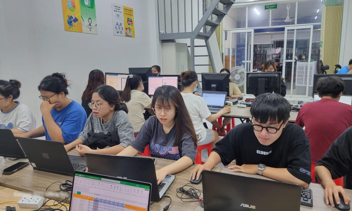 Vì sao bạn nên học lập trình VBA Excel