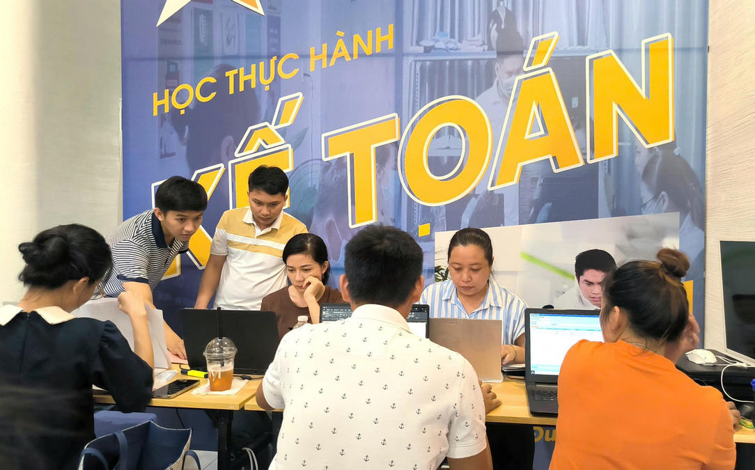 Khóa Học Kế Toán Ngắn Hạn Cho Người Mới