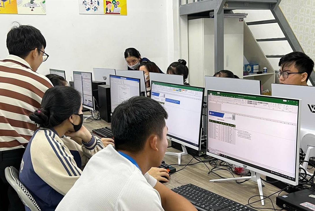 học excel tại bình tân
