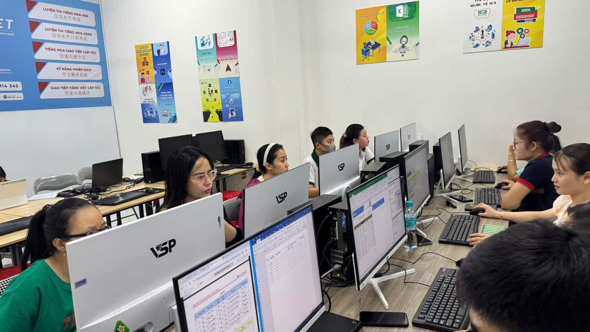 Trung Tâm Đào Tạo Tin Học Sao Việt Quận 6