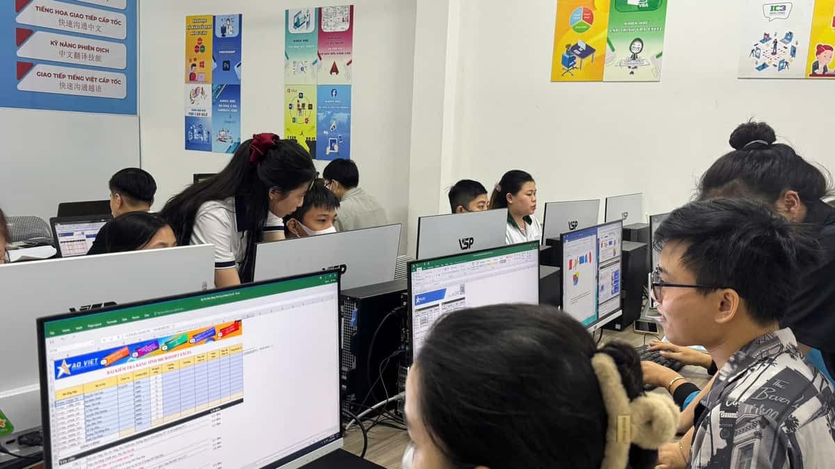 Khóa Học Ứng dụng Trí Tuệ Nhân Tạo AI trong Tin Học Văn Phòng