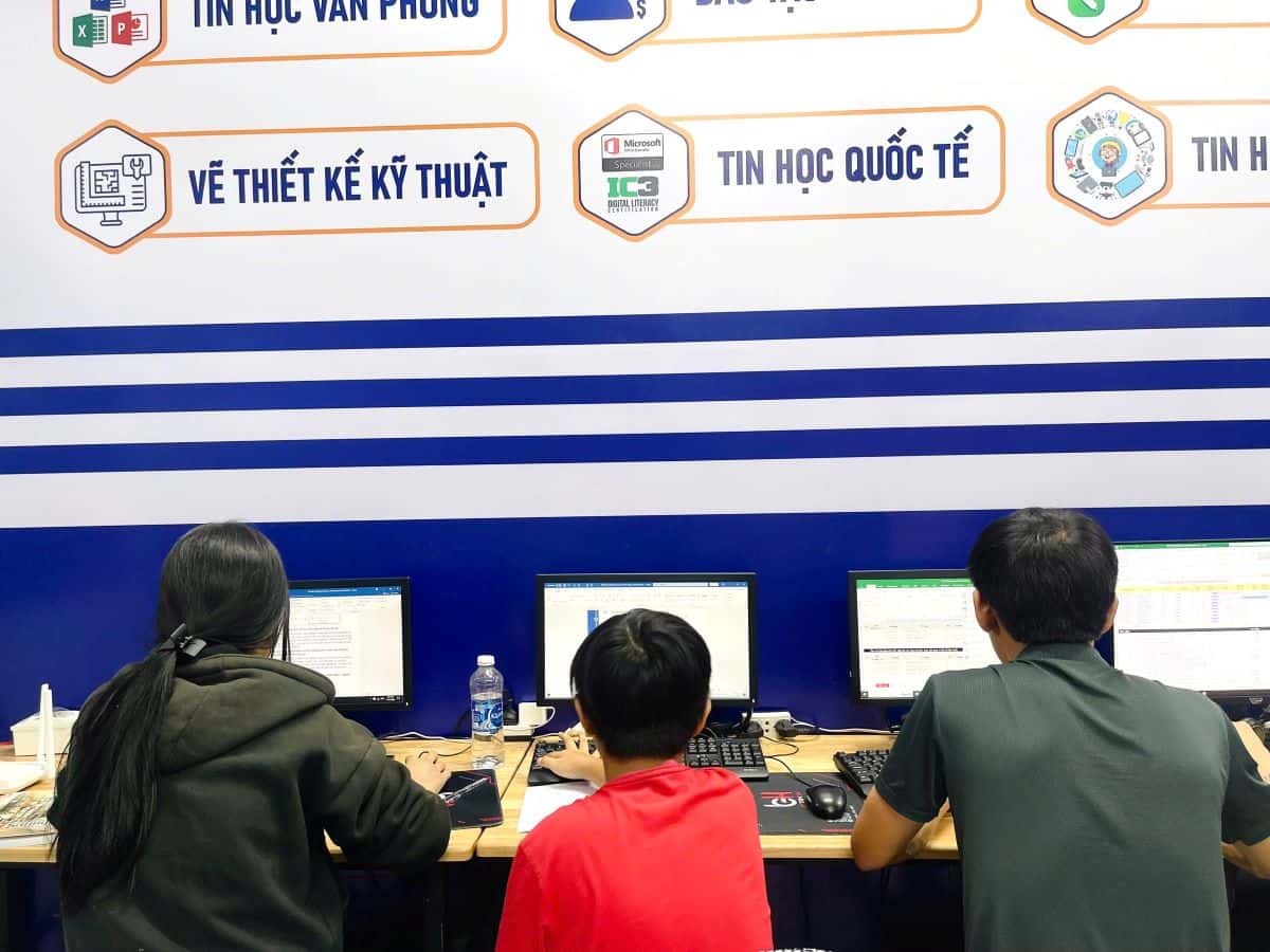 Học kỹ năng tin học văn phòng 
